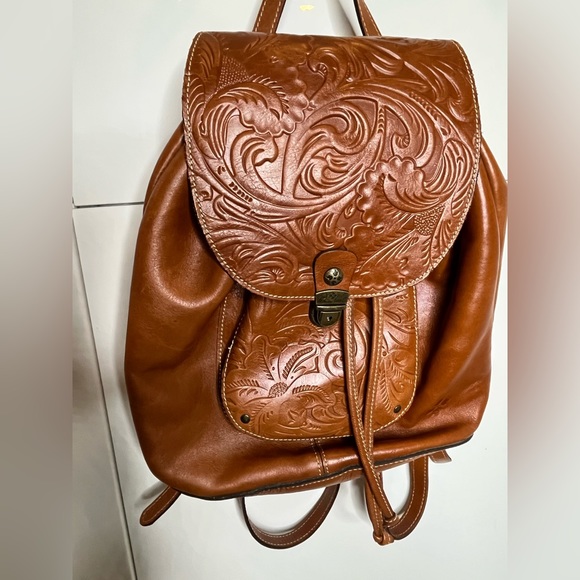 Patricia Nash Handbags - Patricia Nash full size Brown leather tooled Backpack. Gorgeous